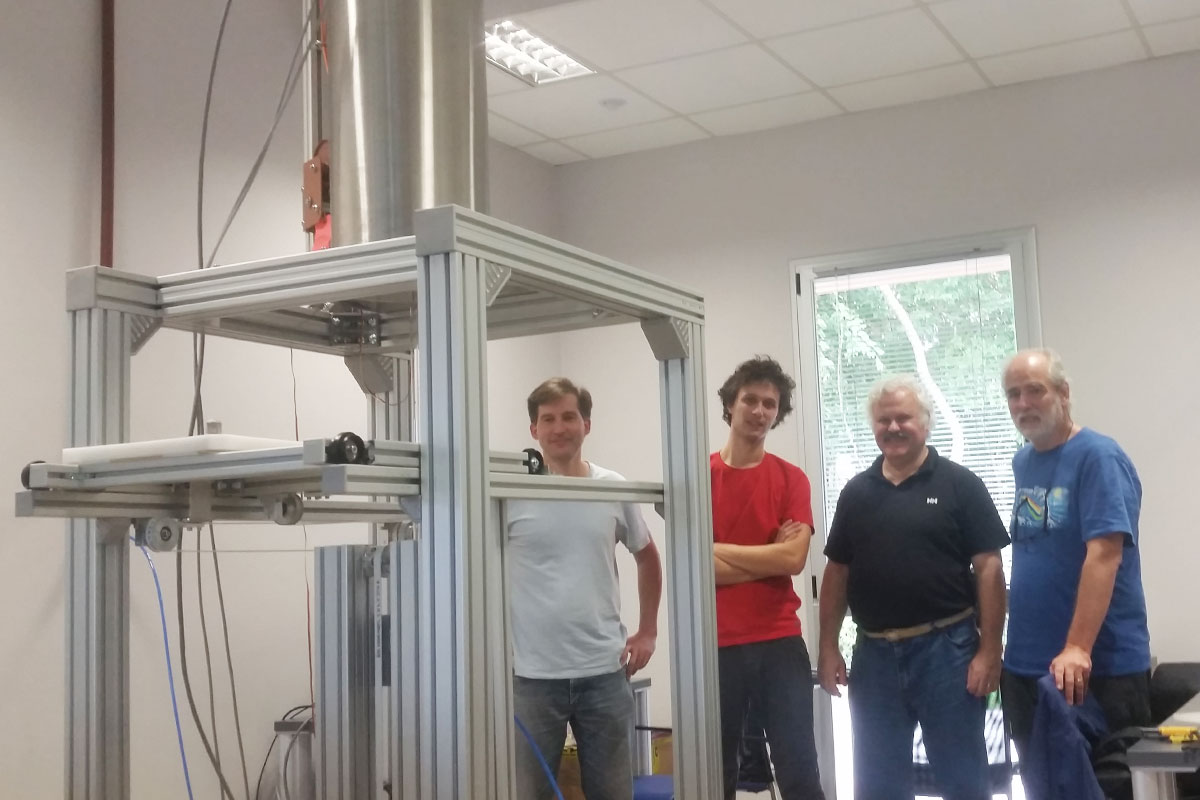 Finalizó el proceso de montaje y calibración del magnetómetro criogénico Cri.Ar